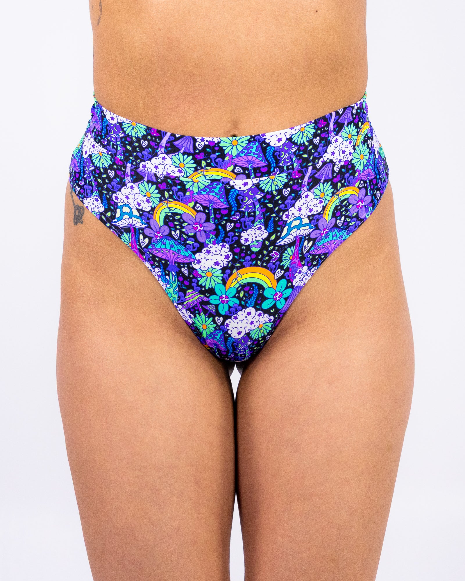 Dreamworld Women's Scrunch Cheeky Shorts – Rave Wonderland