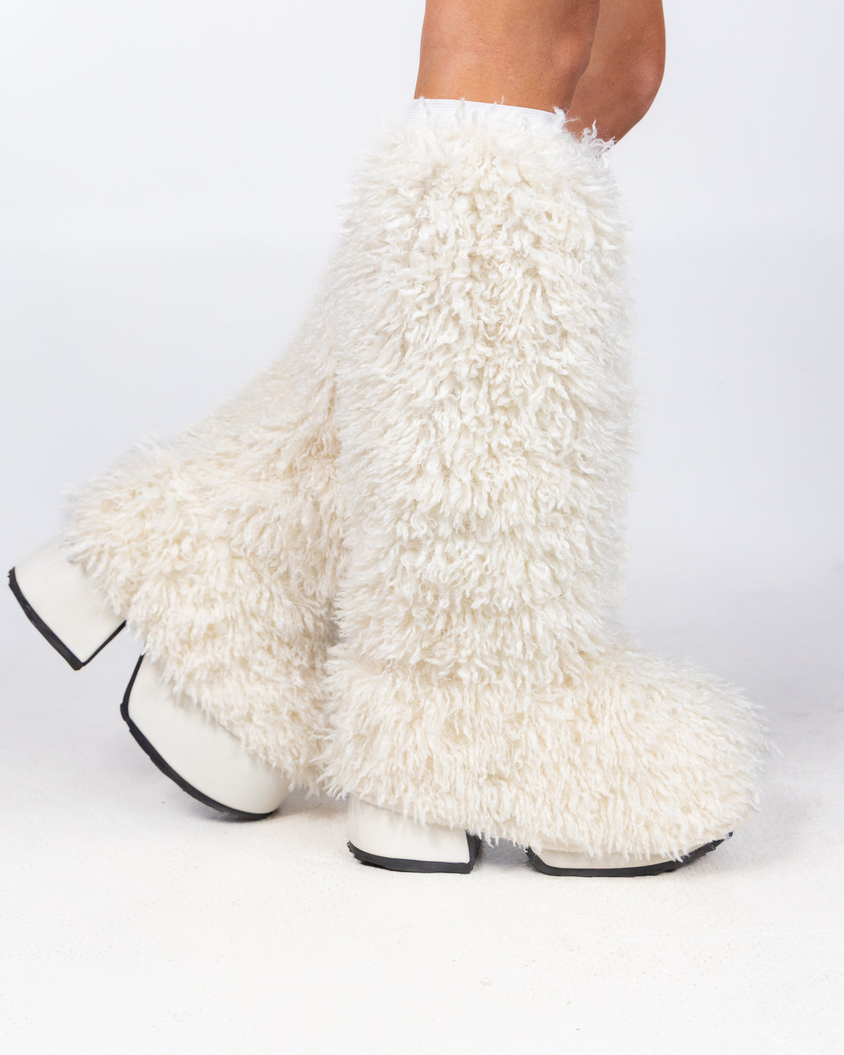 Fuzzy Unisex Boot Covers, photo 6