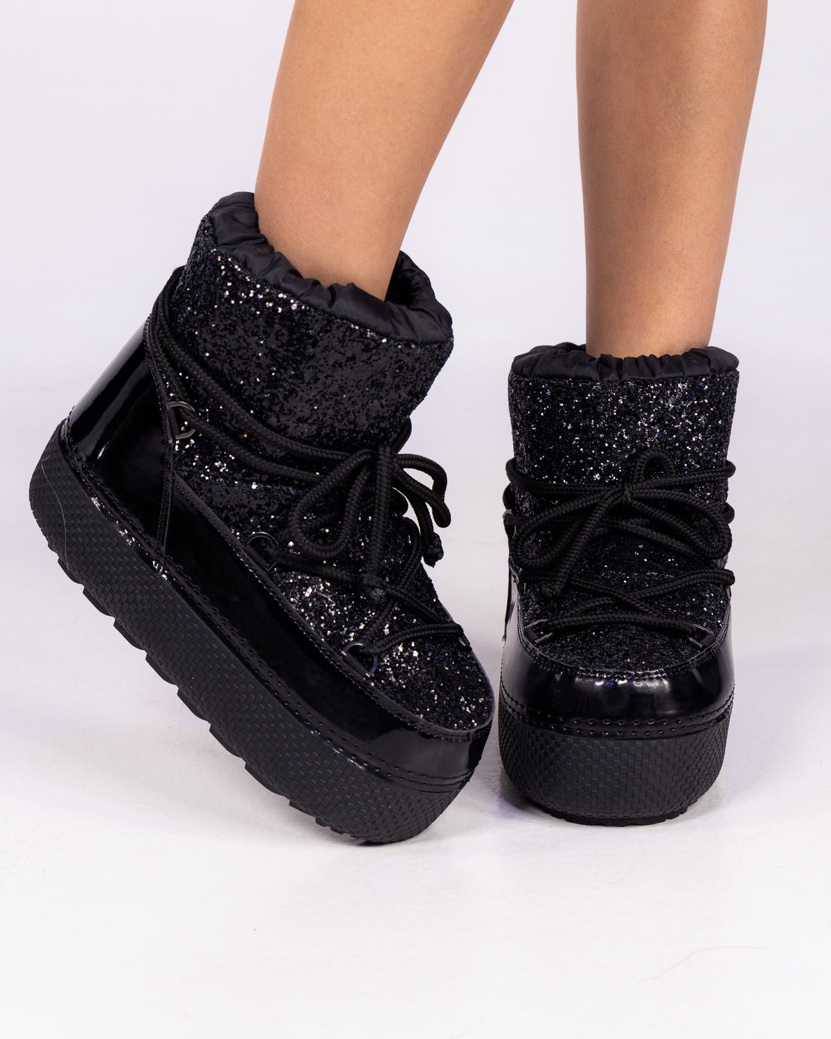 Black Eclipse Women's Winter Booties