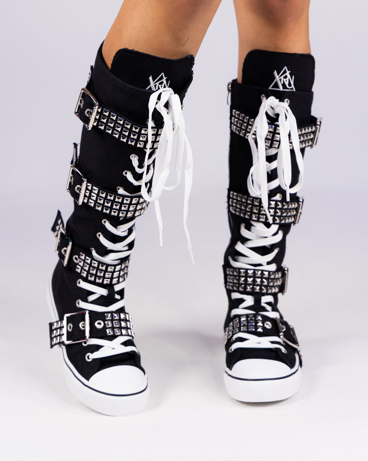 YRU Rawr XD Stud Women's Black/Silver Boots