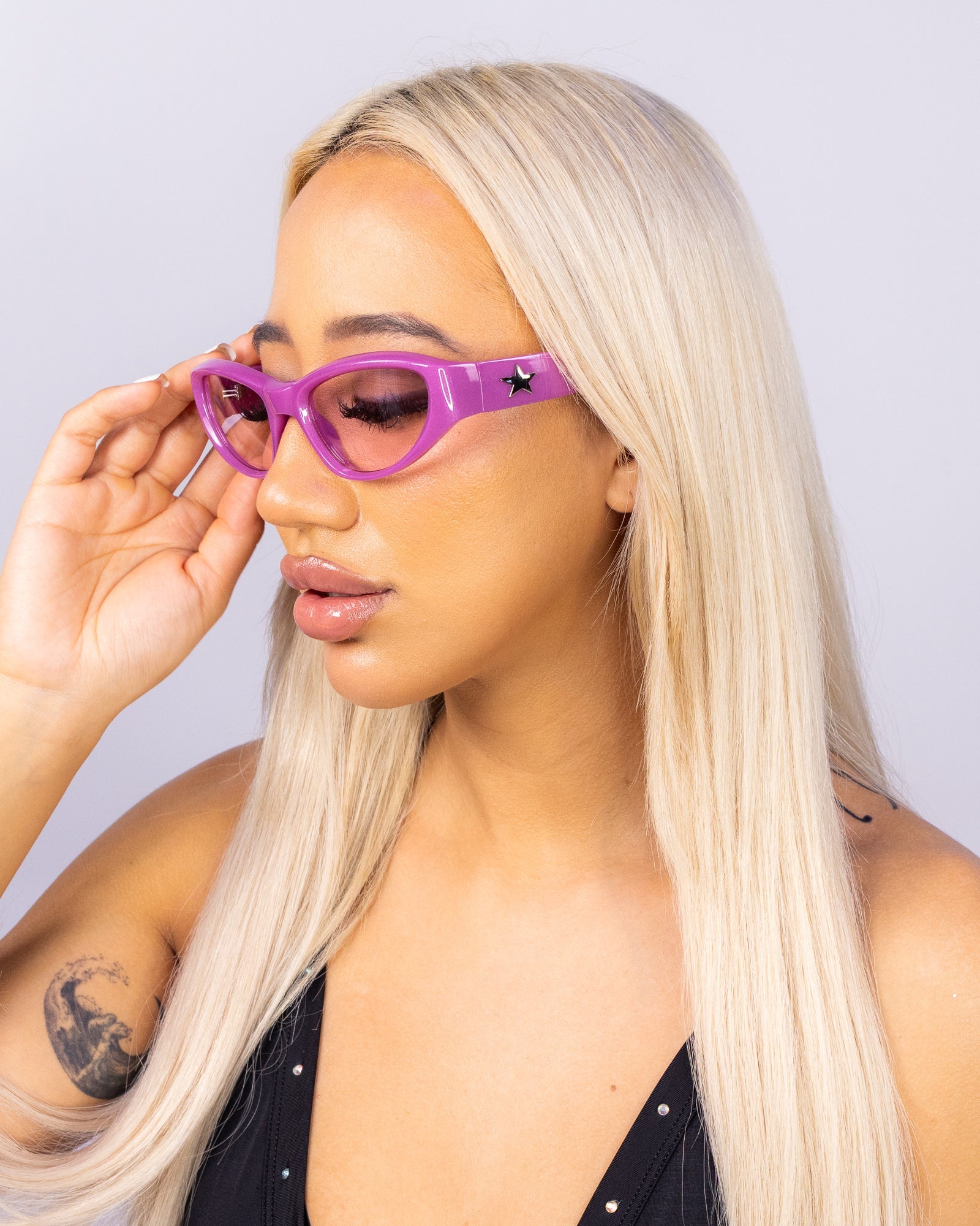 Unisex sunglasses, pink frame with dark lenses and star on temples