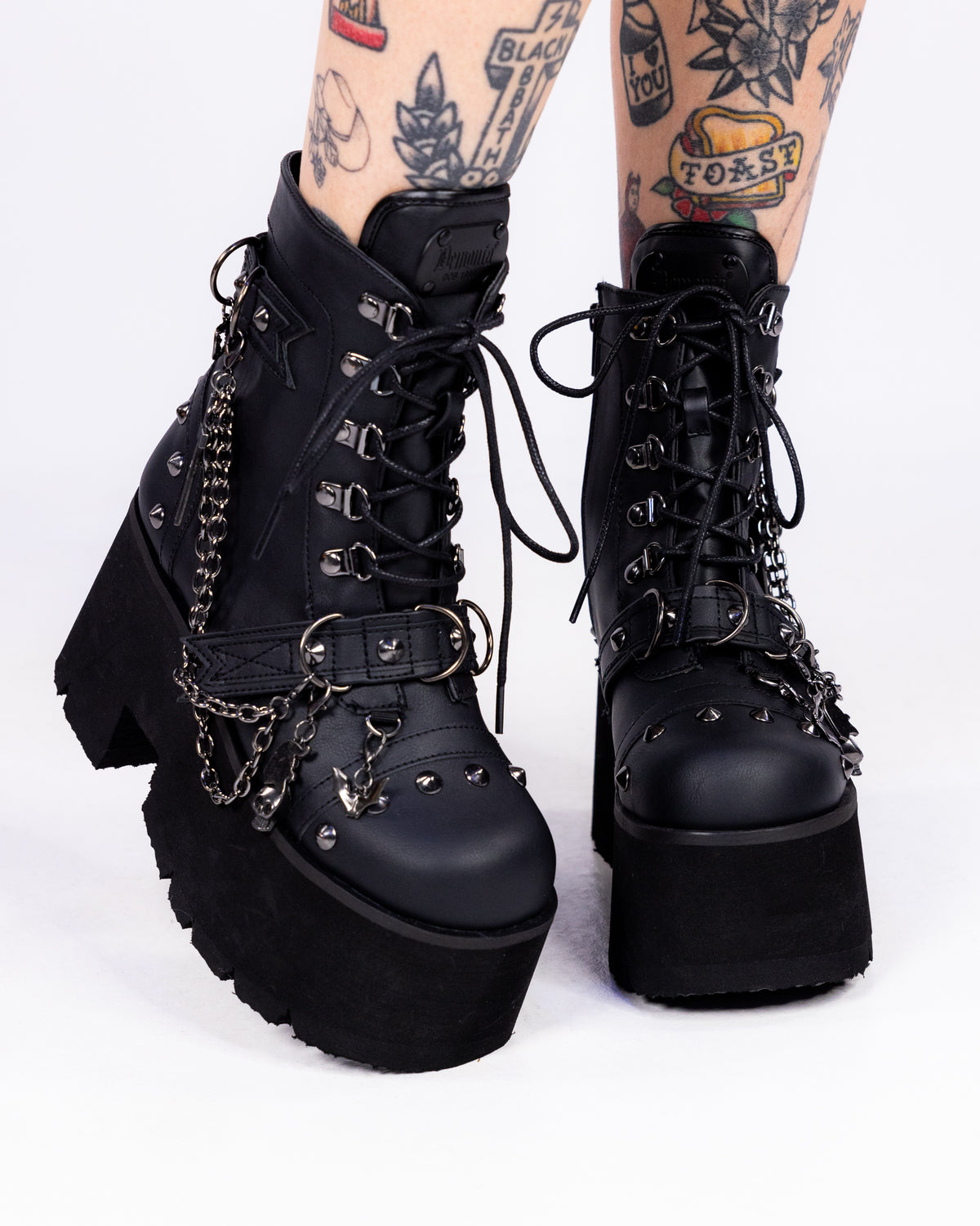 Demonia Ashes Chains Charms Platform Boot for Style – Rave