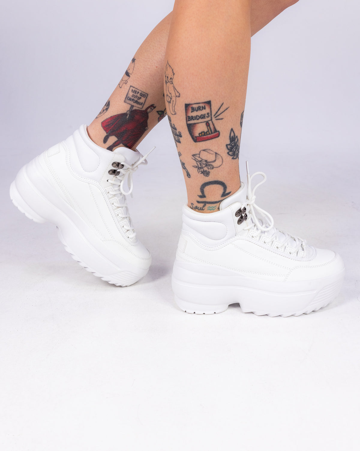 White High Livin' Women's Hi Top Sneakers