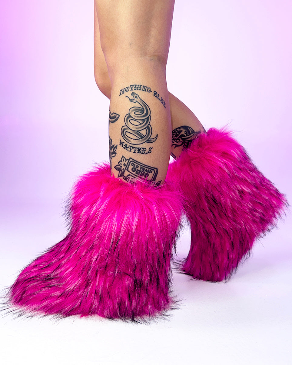 Pink Boots With The Fur