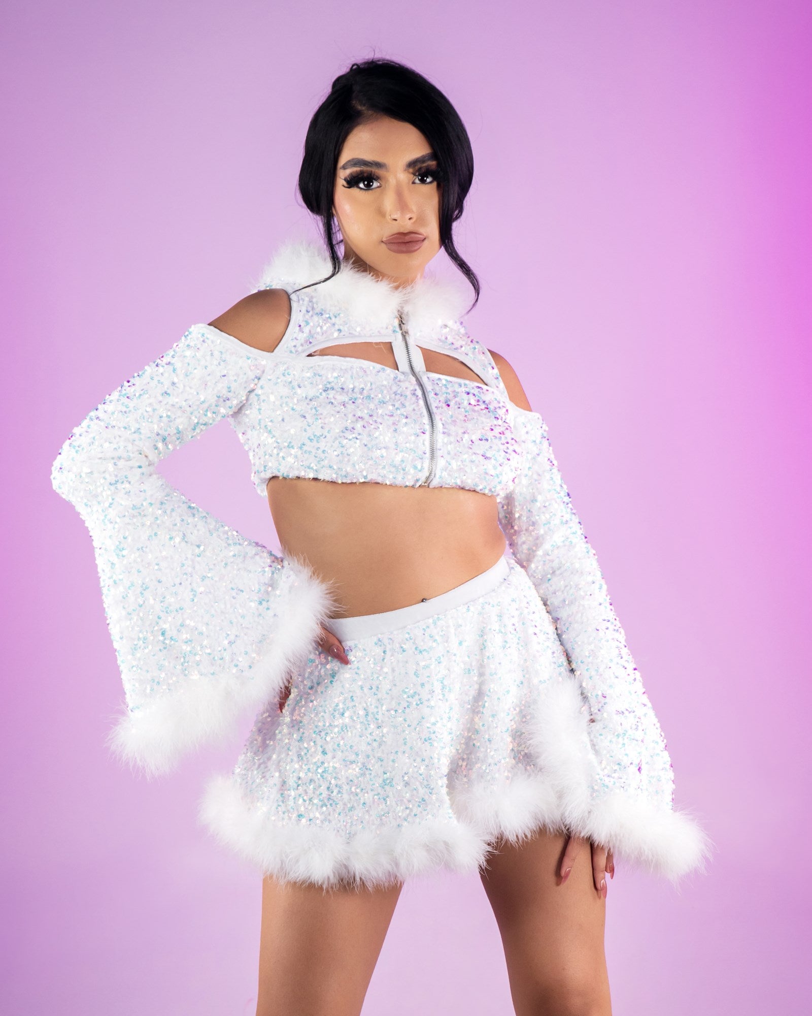 White hooded crop top hotsell