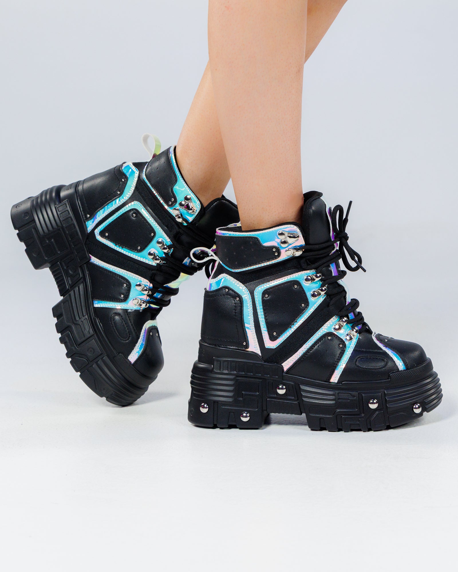 バレイヤージュブロワープロ　ブラック　クレイツ　ハライト Black Holo Mangosteen Women's Wedge Sneakers – Rave Wonderland