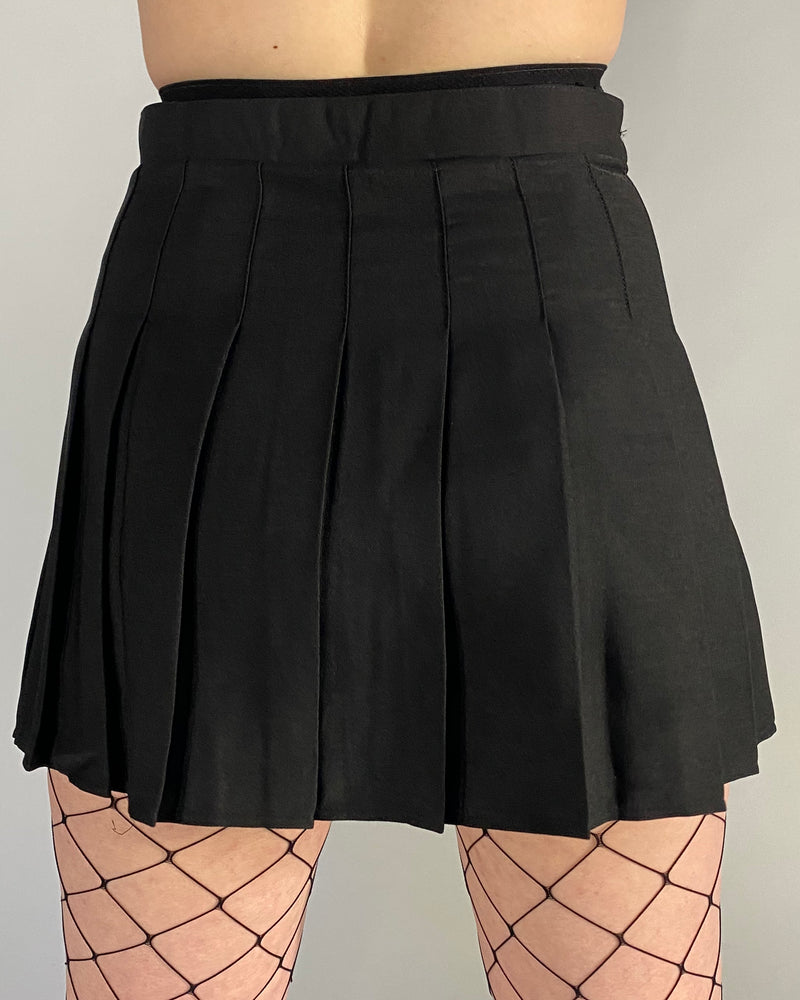 Basic Black Pleated Skirt - Rave Wonderland